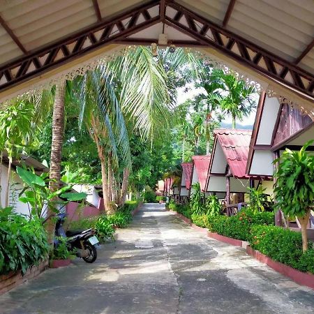 Ssp Bungalow Trat Exteriér fotografie